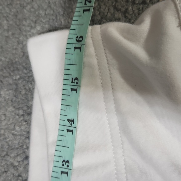 Ana white maternity capri pants lg - Picture 3 of 7